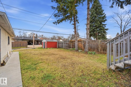 9227 79 Street, Edmonton, AB - Outdoor