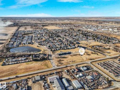 429 Westview Close Nw, Edmonton, AB - Outdoor With View