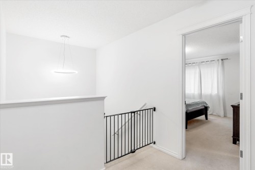 17130 7A Avenue, Edmonton, AB - Indoor Photo Showing Other Room