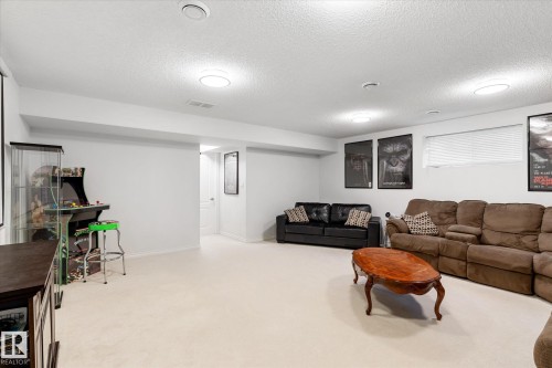 17130 7A Avenue, Edmonton, AB - Indoor Photo Showing Living Room