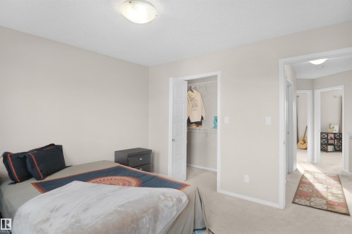 287 Allard Boulevard, Edmonton, AB - Indoor Photo Showing Bedroom