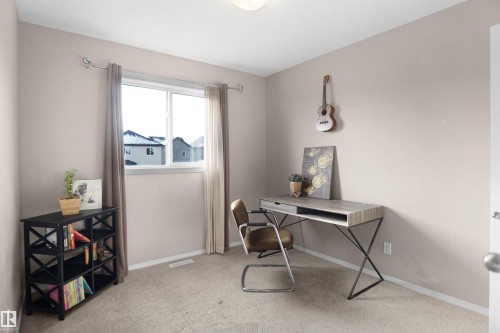 287 Allard Boulevard, Edmonton, AB - Indoor Photo Showing Office