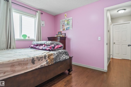 3603 23 St, Edmonton, AB - Indoor Photo Showing Bedroom
