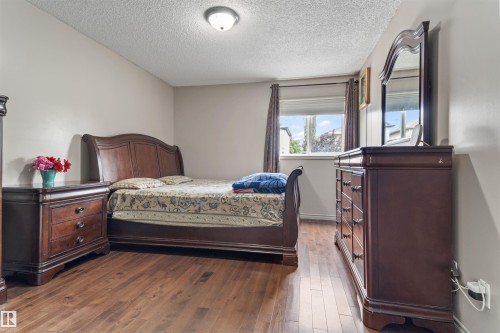 3603 23 St, Edmonton, AB - Indoor Photo Showing Bedroom