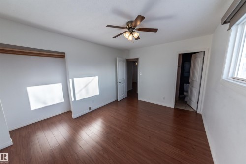 26 Dorchester Road, Spruce Grove, AB - Indoor Photo Showing Other Room