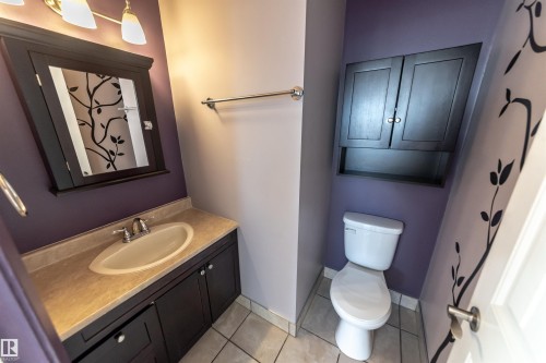 26 Dorchester Road, Spruce Grove, AB - Indoor Photo Showing Bathroom