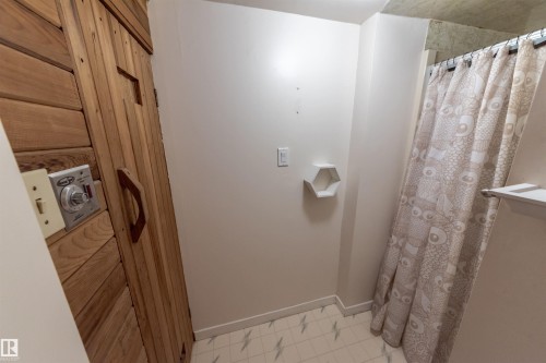 26 Dorchester Road, Spruce Grove, AB - Indoor