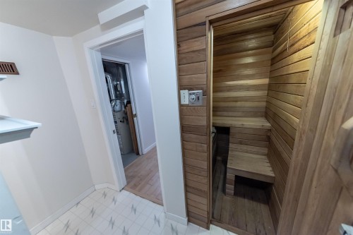 26 Dorchester Road, Spruce Grove, AB - Indoor Photo Showing Other Room