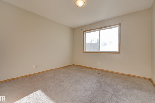 137 10909 106 Street, Edmonton, AB - Indoor Photo Showing Other Room