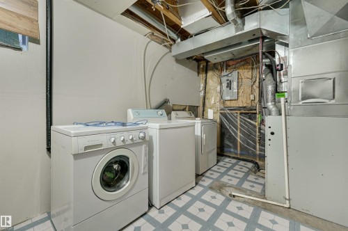 137 10909 106 Street, Edmonton, AB - Indoor Photo Showing Laundry Room