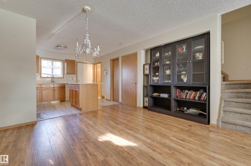 137 10909 106 Street, Edmonton, AB - Indoor