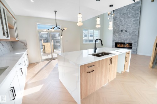 119 Lilac Close, Leduc, AB - Indoor Photo Showing Kitchen With Double Sink With Upgraded Kitchen