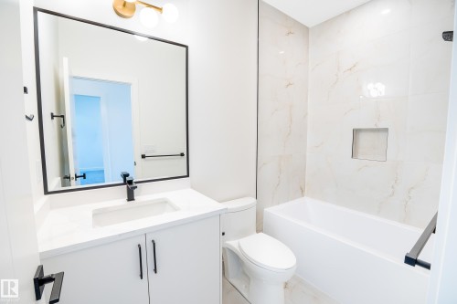 119 Lilac Close, Leduc, AB - Indoor Photo Showing Bathroom