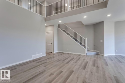 10 Chartres Close, St. Albert, AB - Indoor Photo Showing Other Room