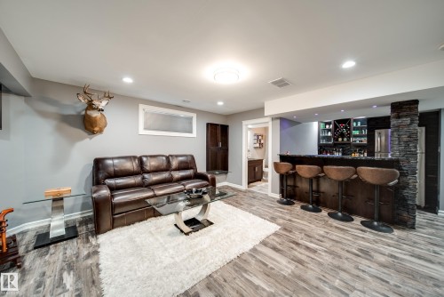 5927 6 Avenue, Edmonton, AB - Indoor