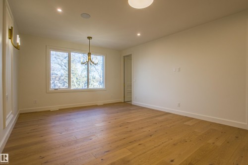 12304 39 Avenue, Edmonton, AB - Indoor Photo Showing Other Room