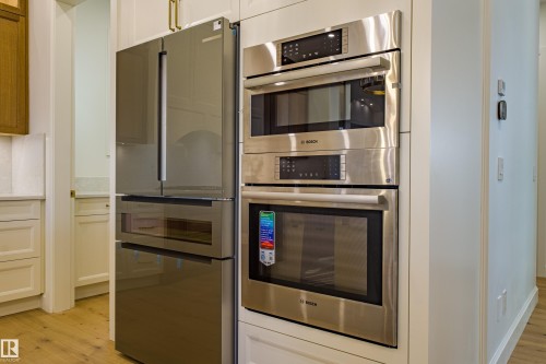 12304 39 Avenue, Edmonton, AB 