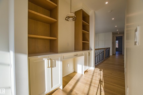 12304 39 Avenue, Edmonton, AB - Indoor Photo Showing Other Room