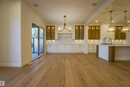 12304 39 Avenue, Edmonton, AB 