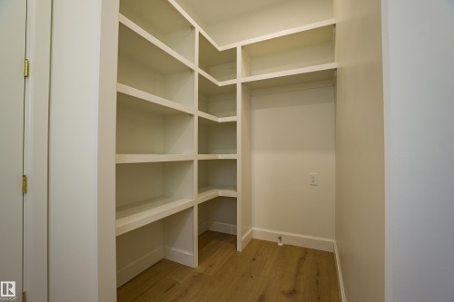 12304 39 Avenue, Edmonton, AB 