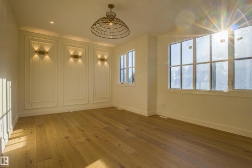 12304 39 Avenue, Edmonton, AB 