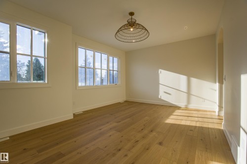 12304 39 Avenue, Edmonton, AB 