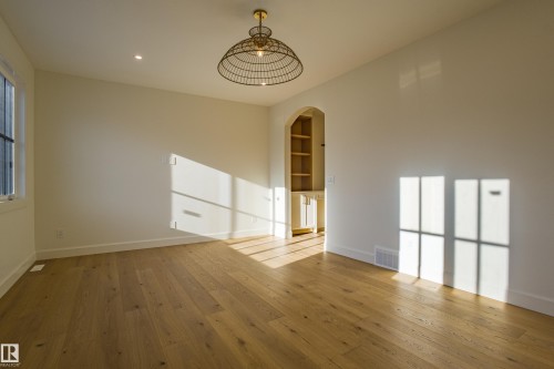 12304 39 Avenue, Edmonton, AB 