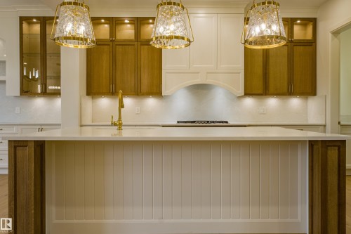 12304 39 Avenue, Edmonton, AB - Indoor Photo Showing Kitchen