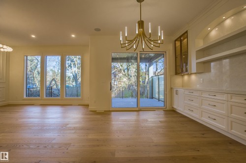 12304 39 Avenue, Edmonton, AB - Indoor