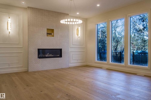 12304 39 Avenue, Edmonton, AB - Indoor With Fireplace