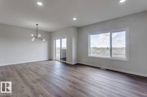14 Chartres Close, St. Albert, AB - Indoor