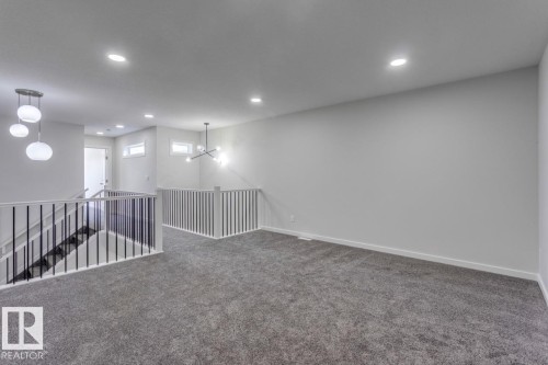 14 Chartres Close, St. Albert, AB - Indoor Photo Showing Other Room