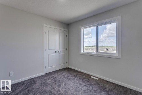 14 Chartres Close, St. Albert, AB - Indoor Photo Showing Other Room