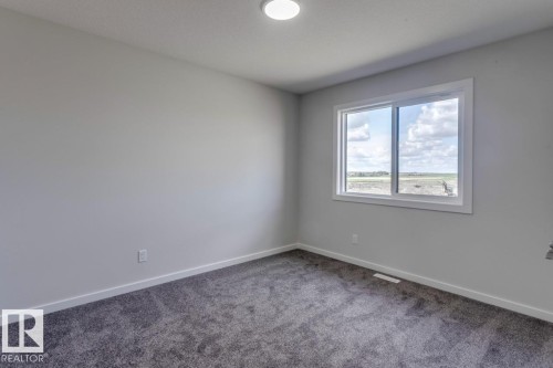 14 Chartres Close, St. Albert, AB - Indoor Photo Showing Other Room