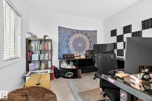 1624 Erker Way, Edmonton, AB - Indoor Photo Showing Office