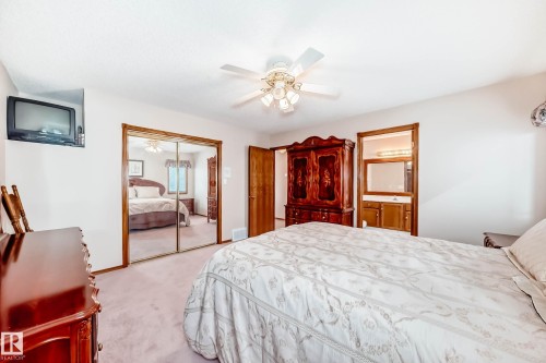 16135 56 Street, Edmonton, AB - Indoor Photo Showing Bedroom