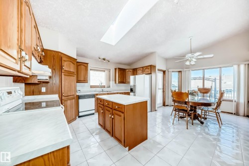 16135 56 Street, Edmonton, AB - Indoor