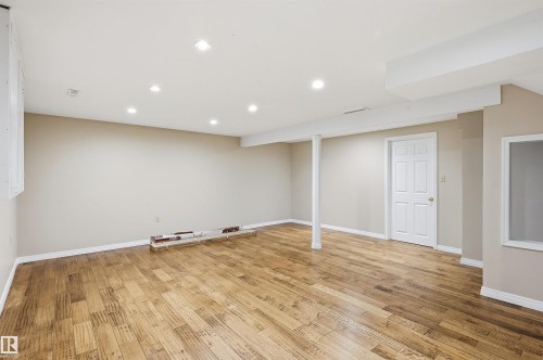 16803 93 Street, Edmonton, AB - Indoor