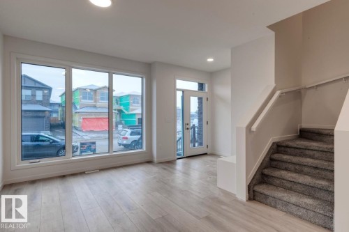 120 Garneau Gate, Spruce Grove, AB - Indoor Photo Showing Other Room