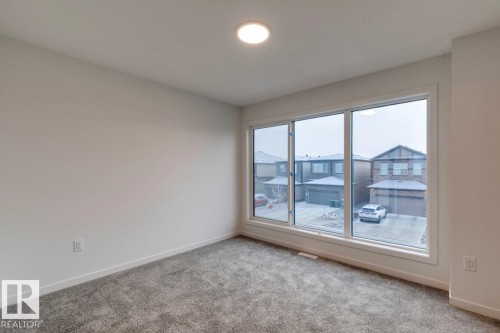 120 Garneau Gate, Spruce Grove, AB - Indoor Photo Showing Other Room