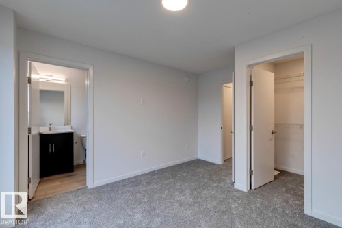 120 Garneau Gate, Spruce Grove, AB - Indoor Photo Showing Other Room