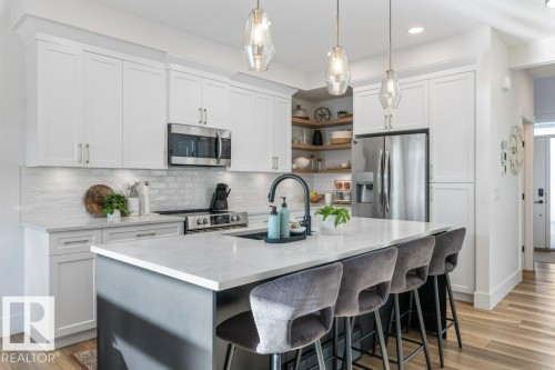 67 Jamison Crescent, St. Albert, AB - Indoor Photo Showing Kitchen With Upgraded Kitchen