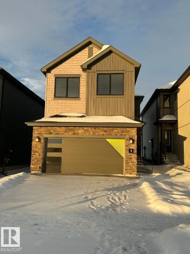 8 Chartres Close  St. Albert, AB T8N 0R6