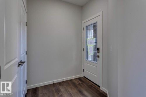 8 Chartres Close, St. Albert, AB - Indoor Photo Showing Other Room