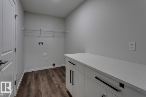 8 Chartres Close, St. Albert, AB - Indoor