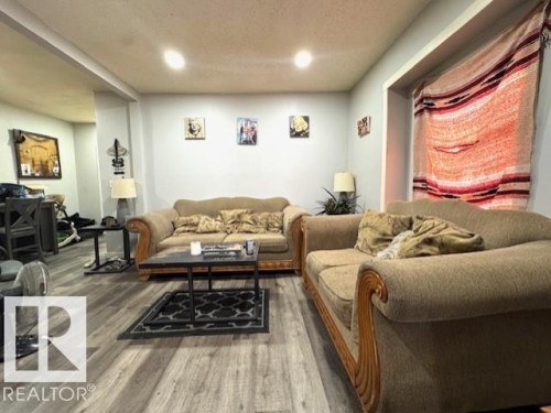 11202 96 Street, Edmonton, AB - Indoor