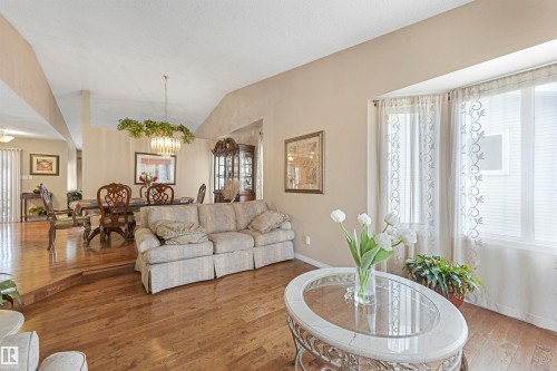 44 Lennox Drive, St. Albert, AB - Indoor