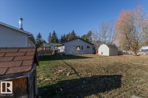 5309 52 Street, Thorsby, AB - Outdoor