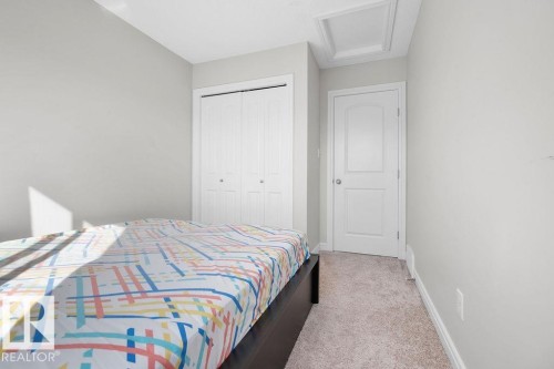9053 Cooper Link Link, Edmonton, AB - Indoor Photo Showing Bedroom