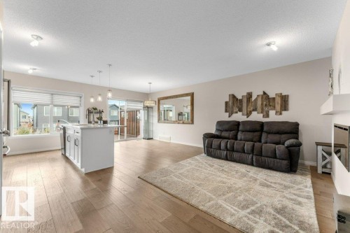 2104 Price Landing Landing, Edmonton, AB - Indoor
